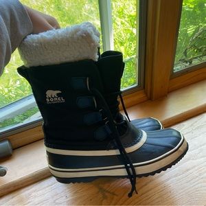 Womens Sorel Carnival Boot